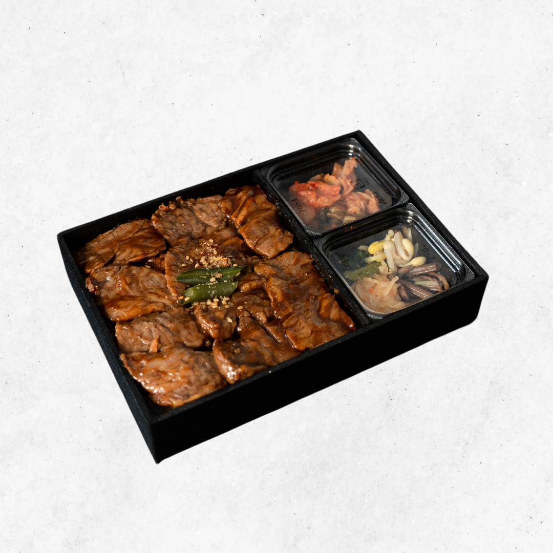 カルビとハラミのハーフ&ハーフ弁当